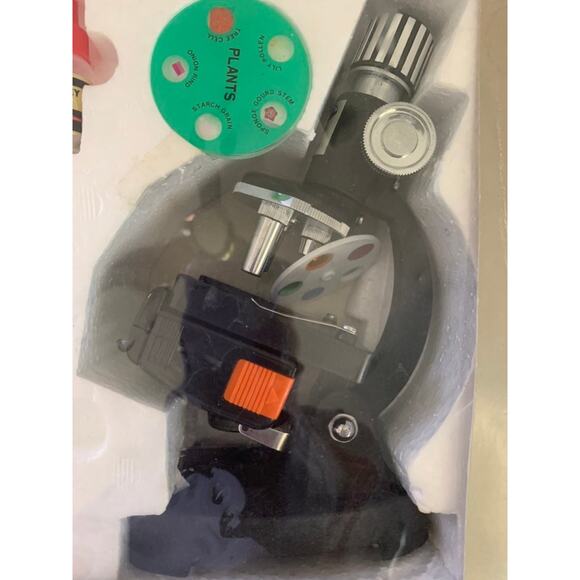 Creative Science Microscope - Picture 3 of 7